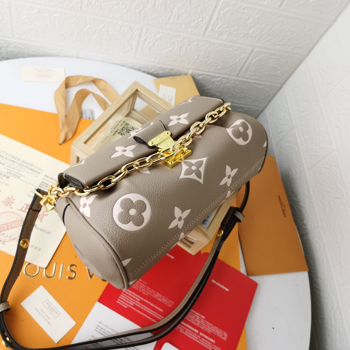 Favorite Handbag Elephant Grey Size 24*14* 9cm