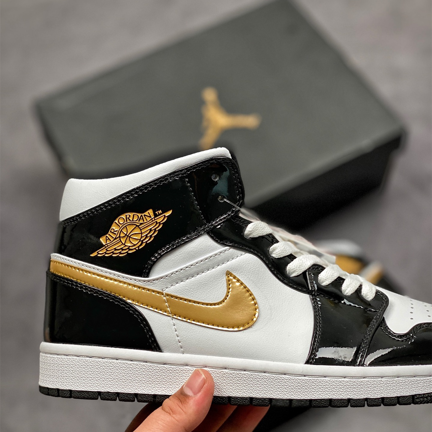 Air Jordan 1 Mid Leisure Board Shoes EU36-EU47.5/ US4-US13