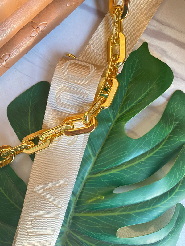 Coussin Small Bag Camel Size 26*20*12cm