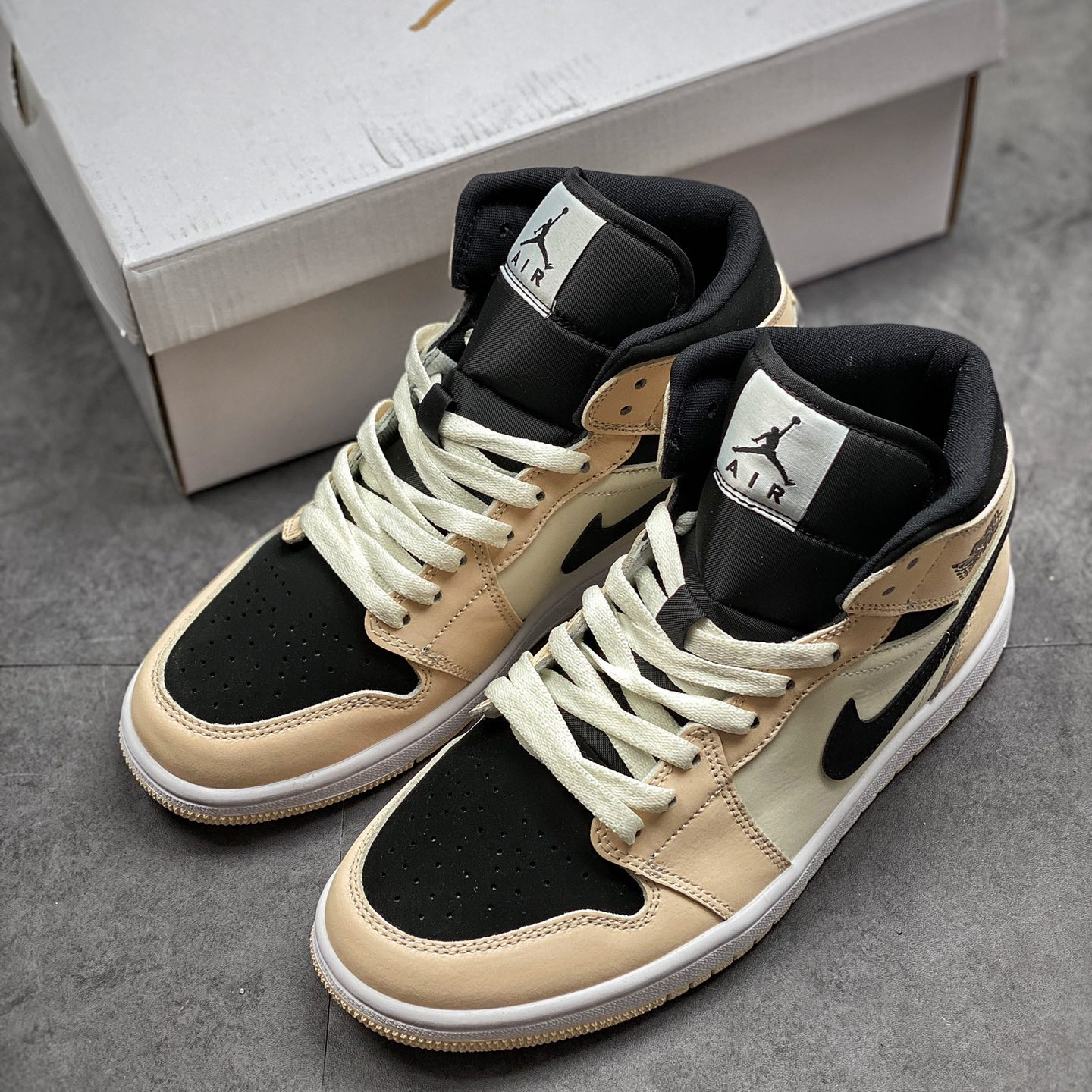 Air Jordan 1 Mid Leisure Board Shoes EU36-EU47.5/ US4-US13