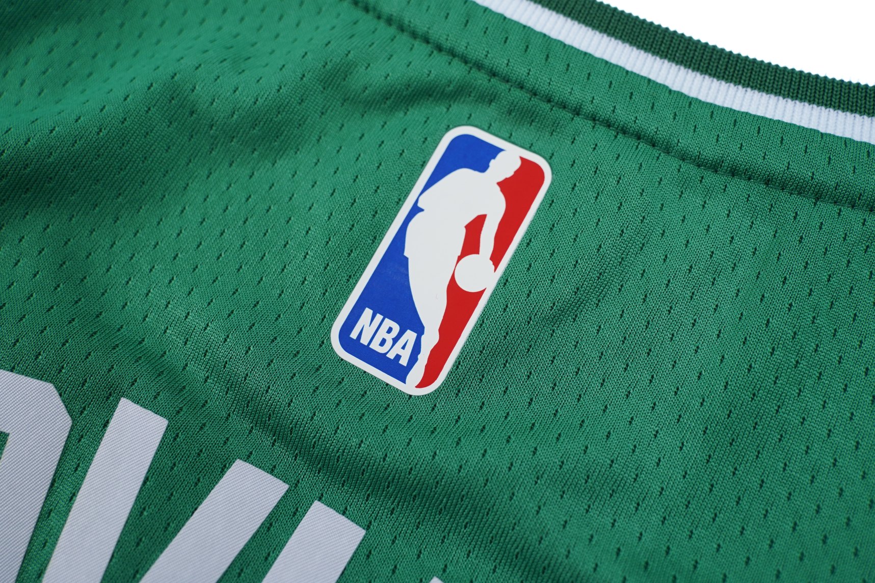 Kyrie Lrving lcon Edition Jersey