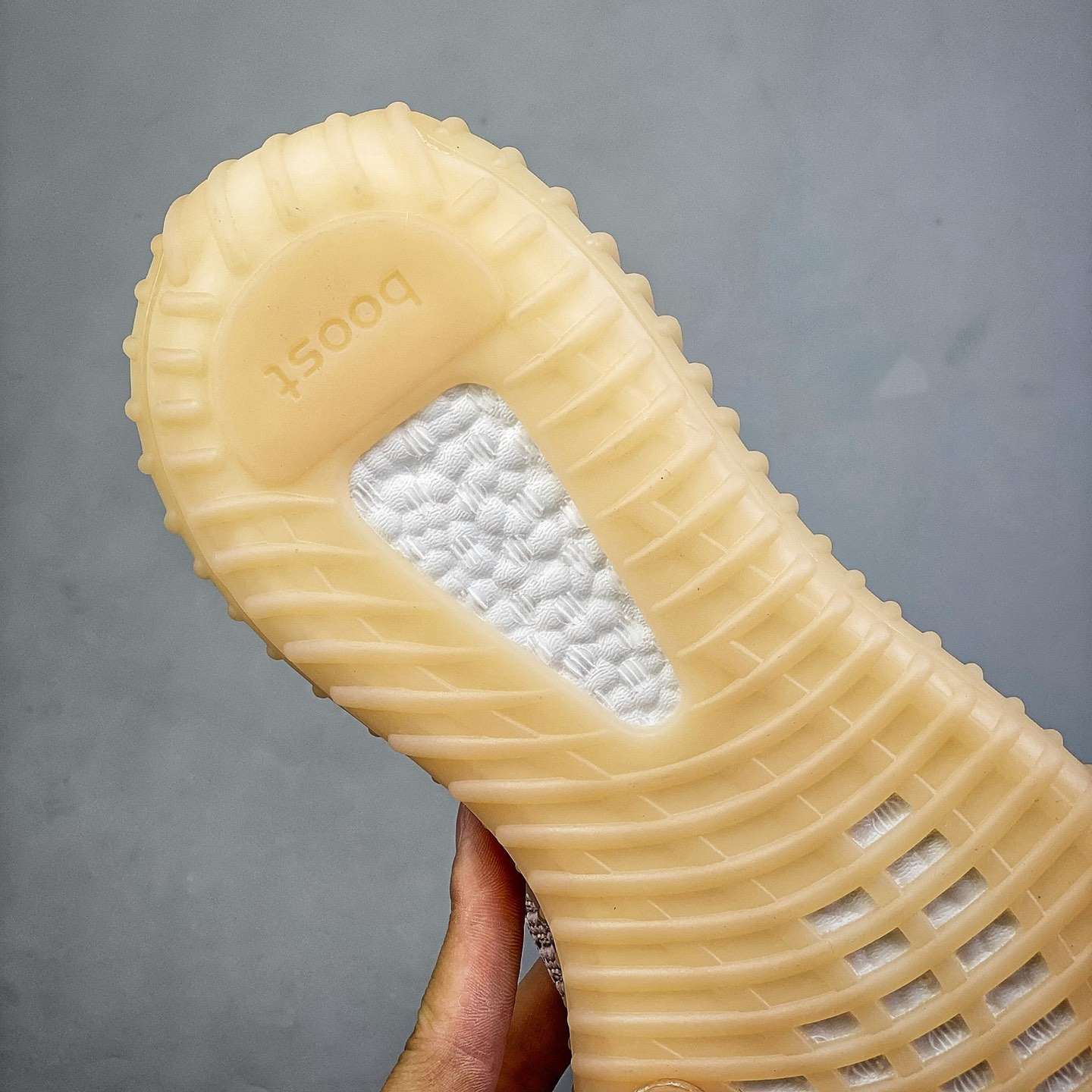 Yeezy Boost 350v2 EU36-EU48 /US4- US13