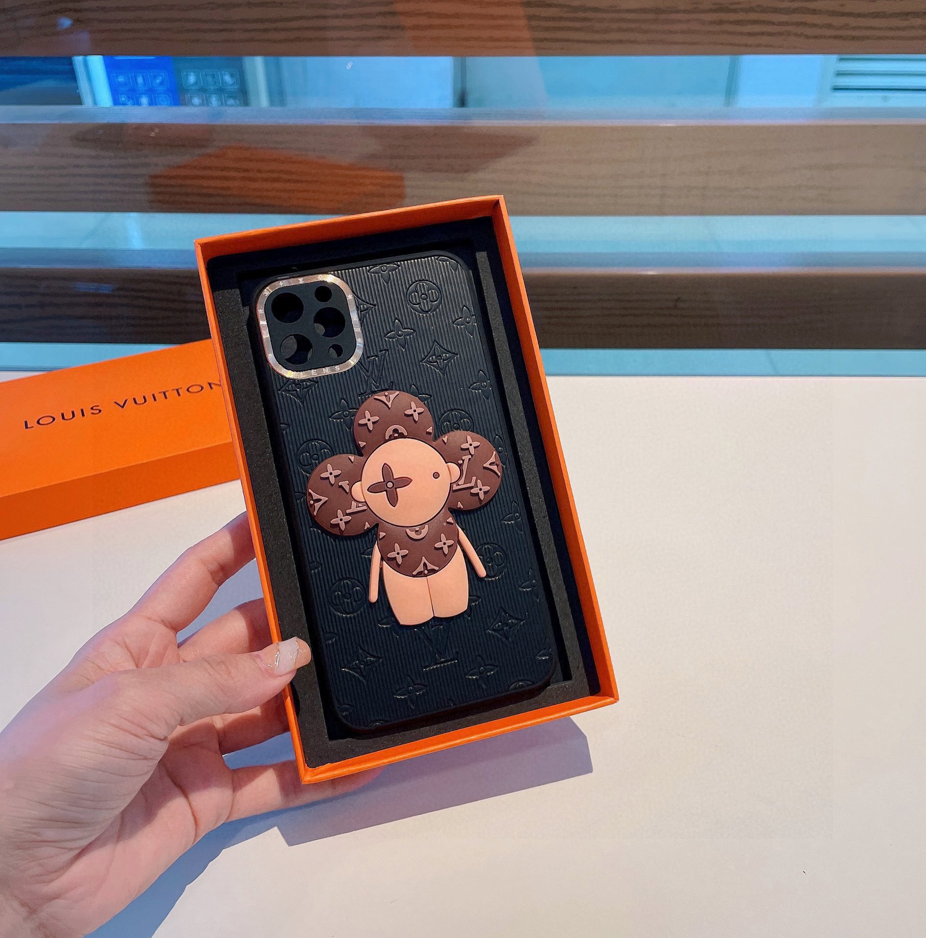 Phone Case ， 2 Colors