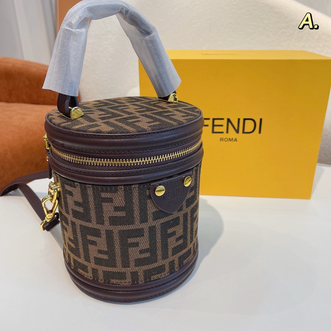 2022 New Bags size:15*14*18cm