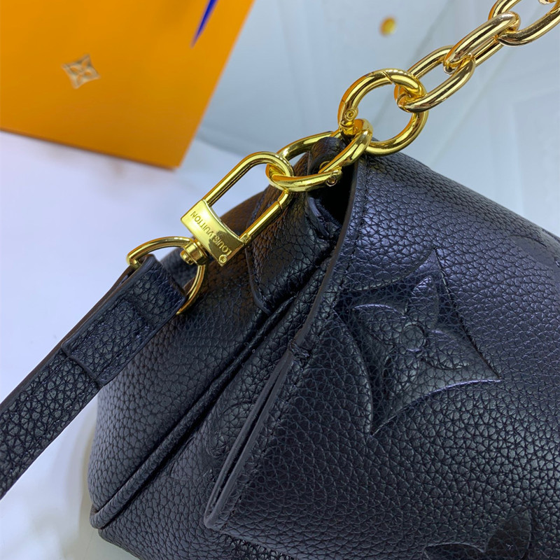 Favorite Handbag Black Size 24*14* 9cm