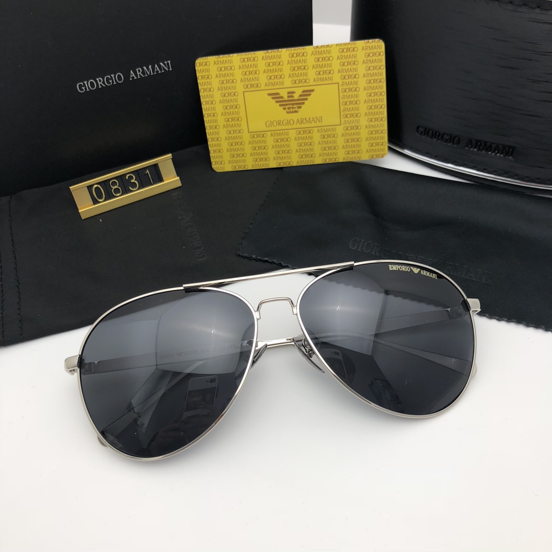 Classic Men's And Women's Sunglasses 5 Colors