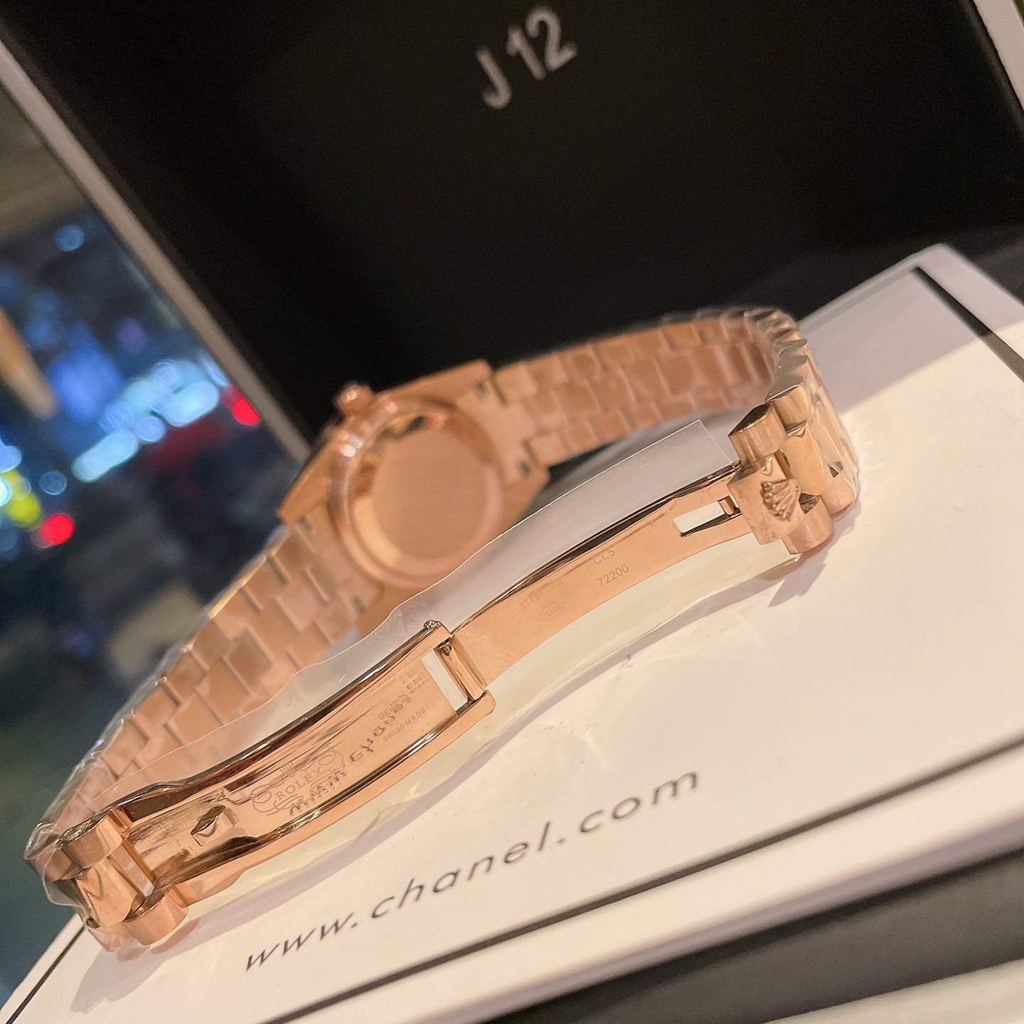 Daybreak Collection Classic Ladies Watch