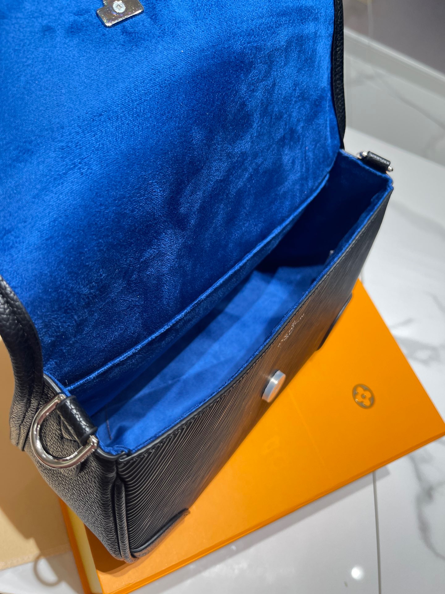 Buci Handbag Black Women's Crossbody Shoulder Bag