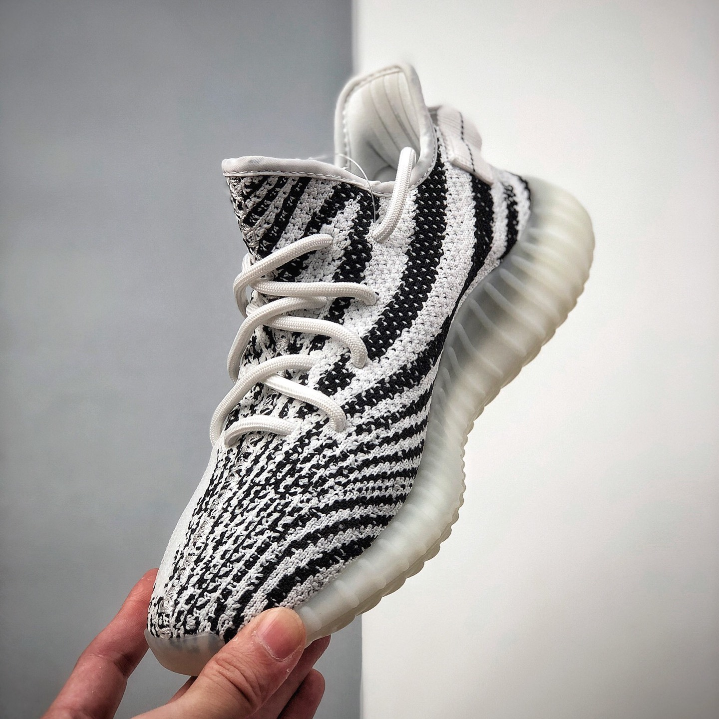 Yeezy Boost 350v2 EU36-EU48 /US4- US13