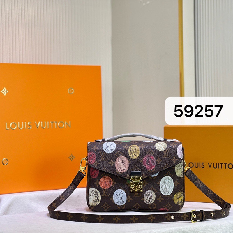 Pochette Métis Letter Carrier's Bag Women‘s Crossbody Bag Size 25*19*7 cm