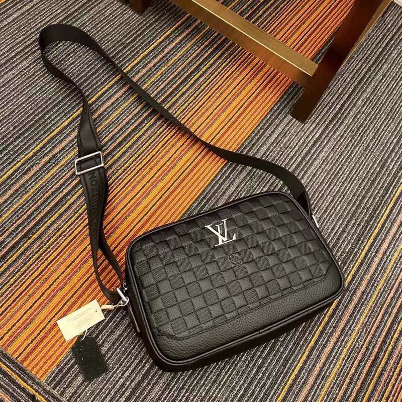 Men's Crossbody Bag Size 26*17*8 cm