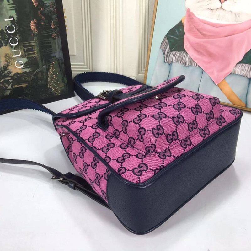 Men's Casual  Backpack  Fashion Shoulder Bag   Size 22.1*25.4*7.9 cm