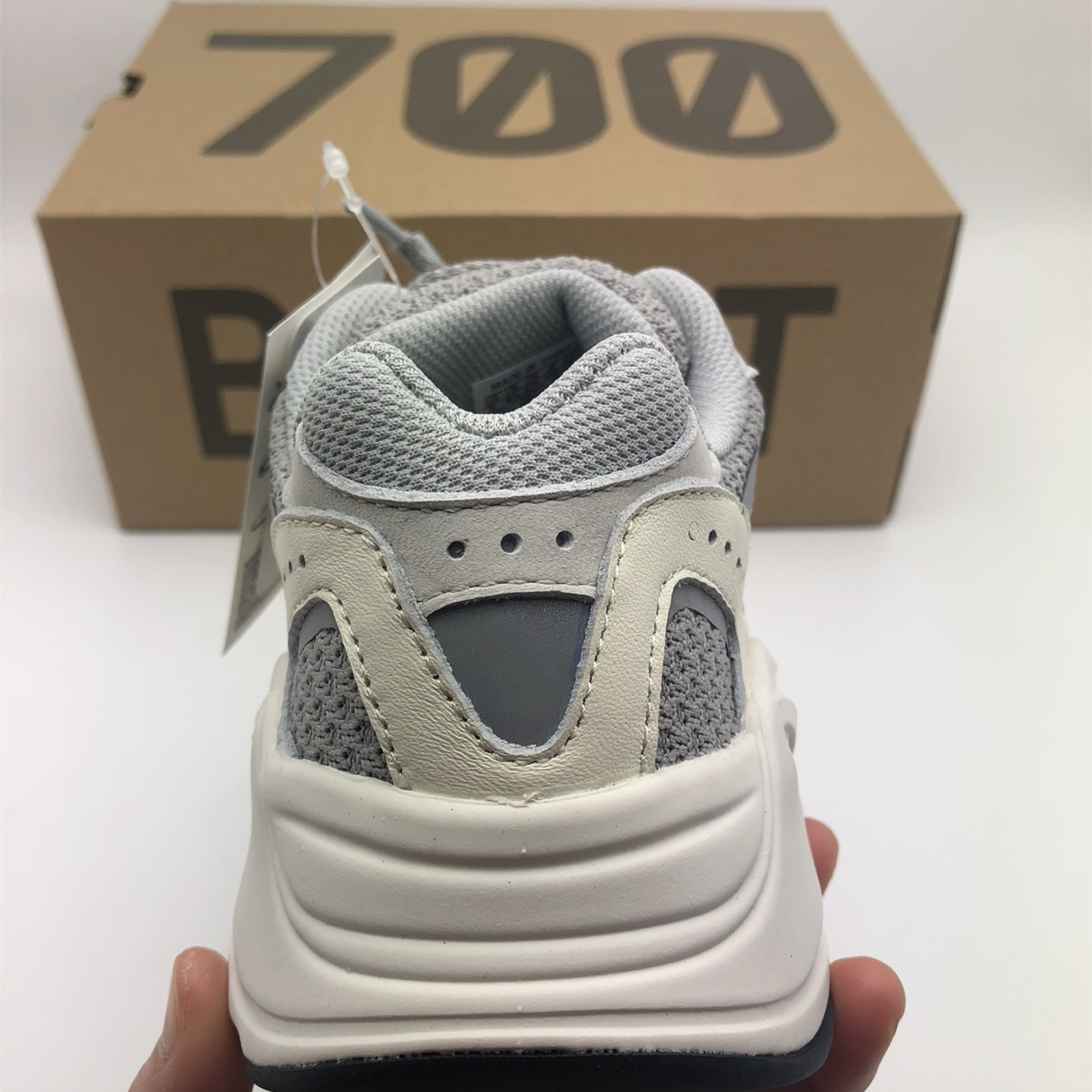 Yeezy Boost 700V2 EU36-EU47 / US3.5-US12
