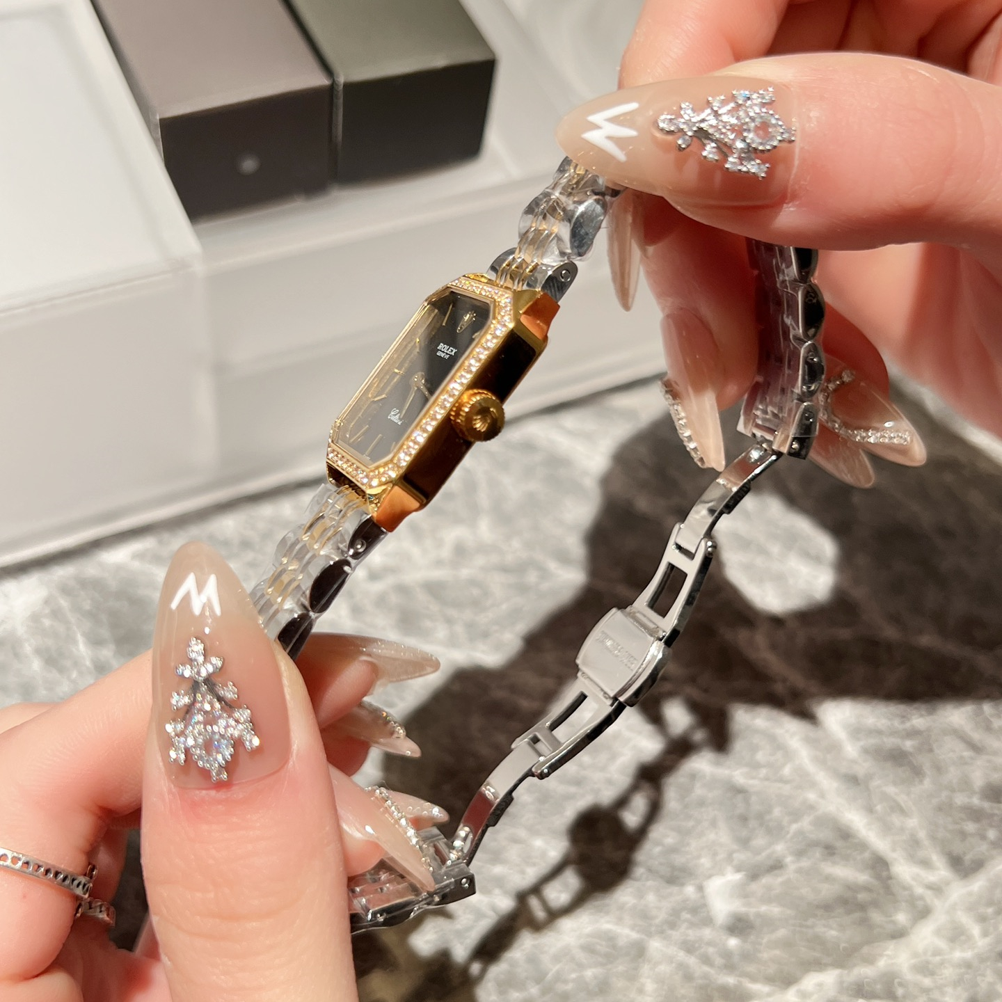 1970’s Women's Watch, Quartz watches SIZE:24MM