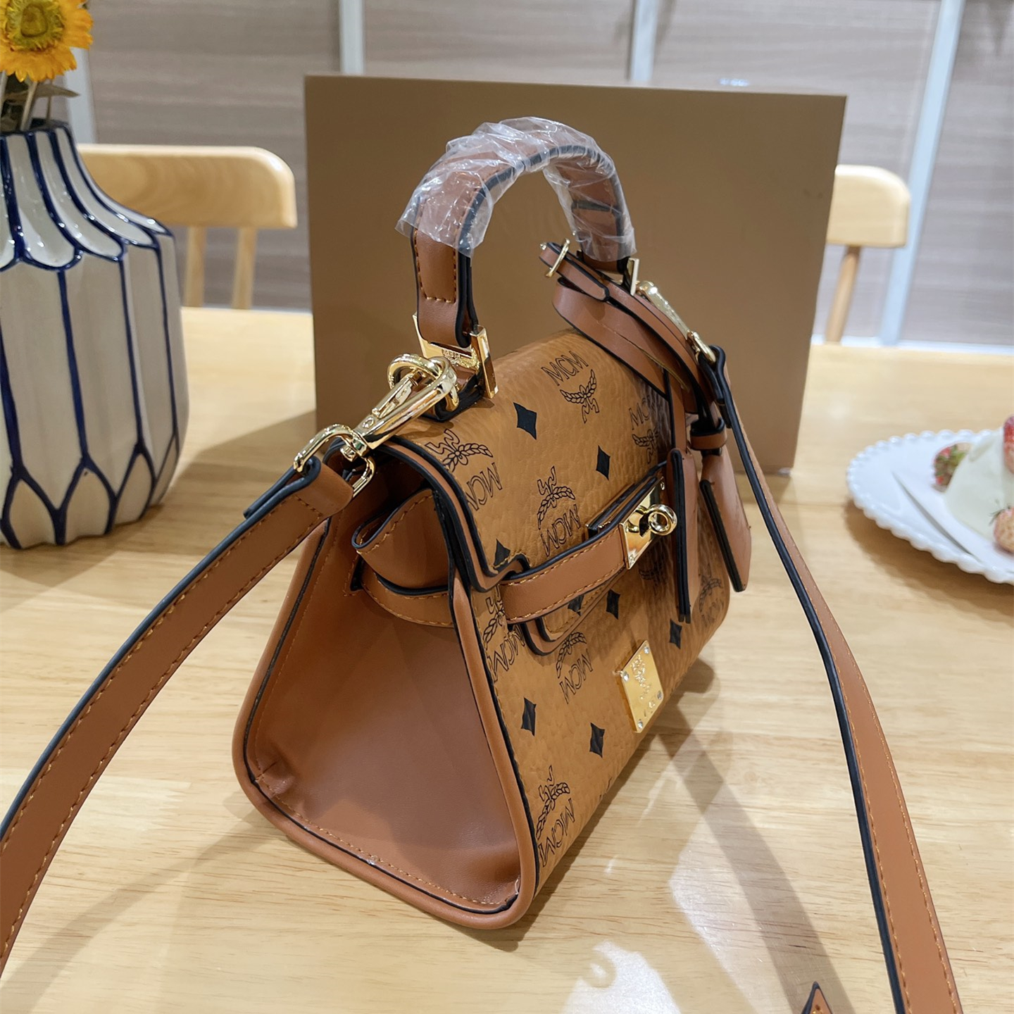 mini Bags 2colors Size:18*15cm