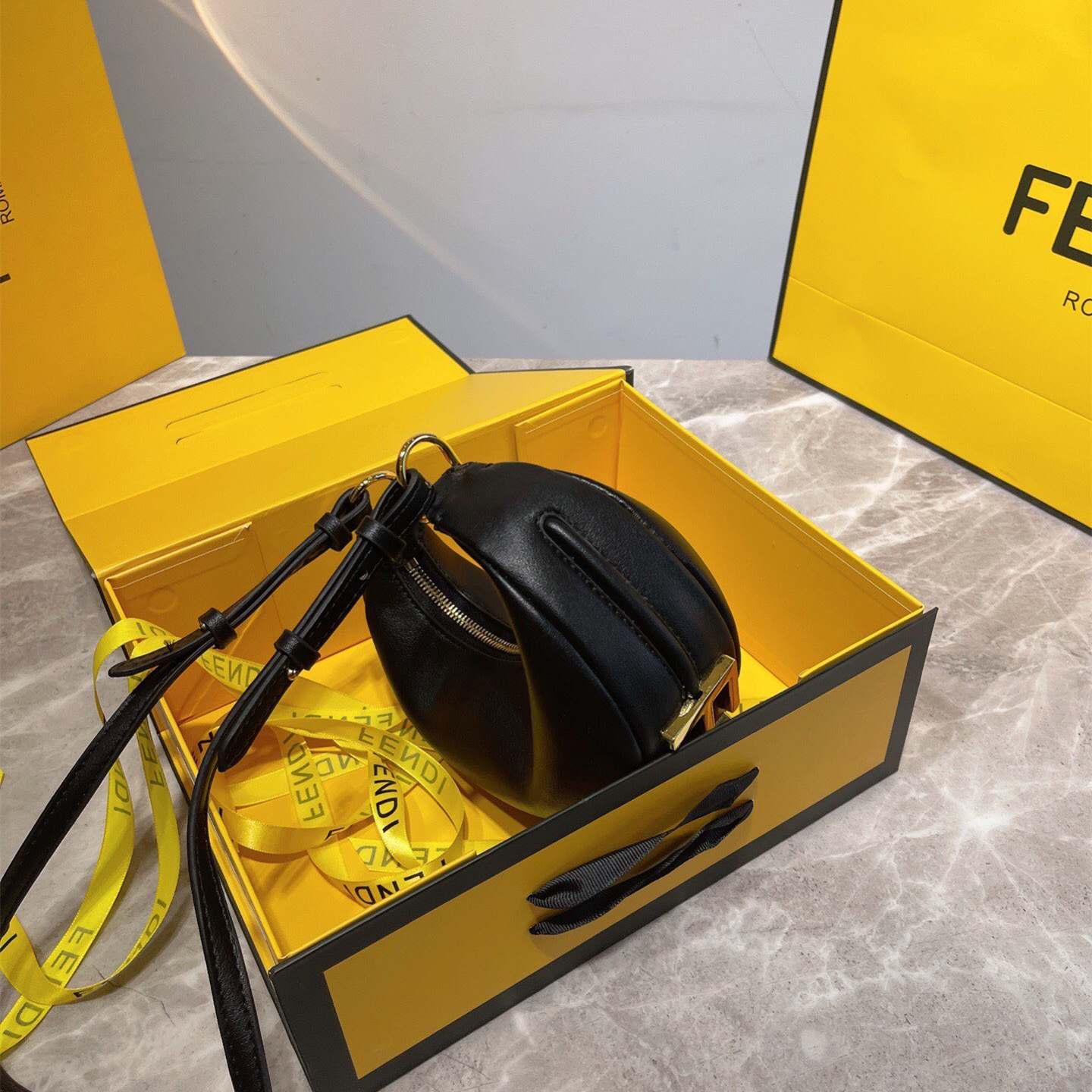 2022 new graphy Bags size:19cm