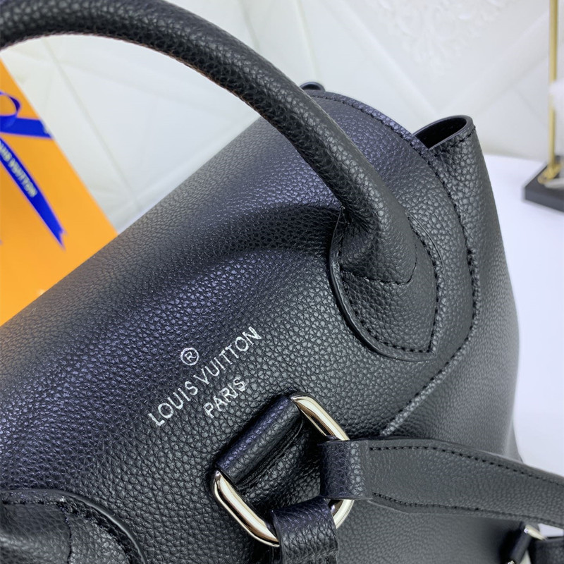 Lockme Shoulder Bag Ladies Fashion Backpack Schoolbag Size 22 * 28 * 13 cm