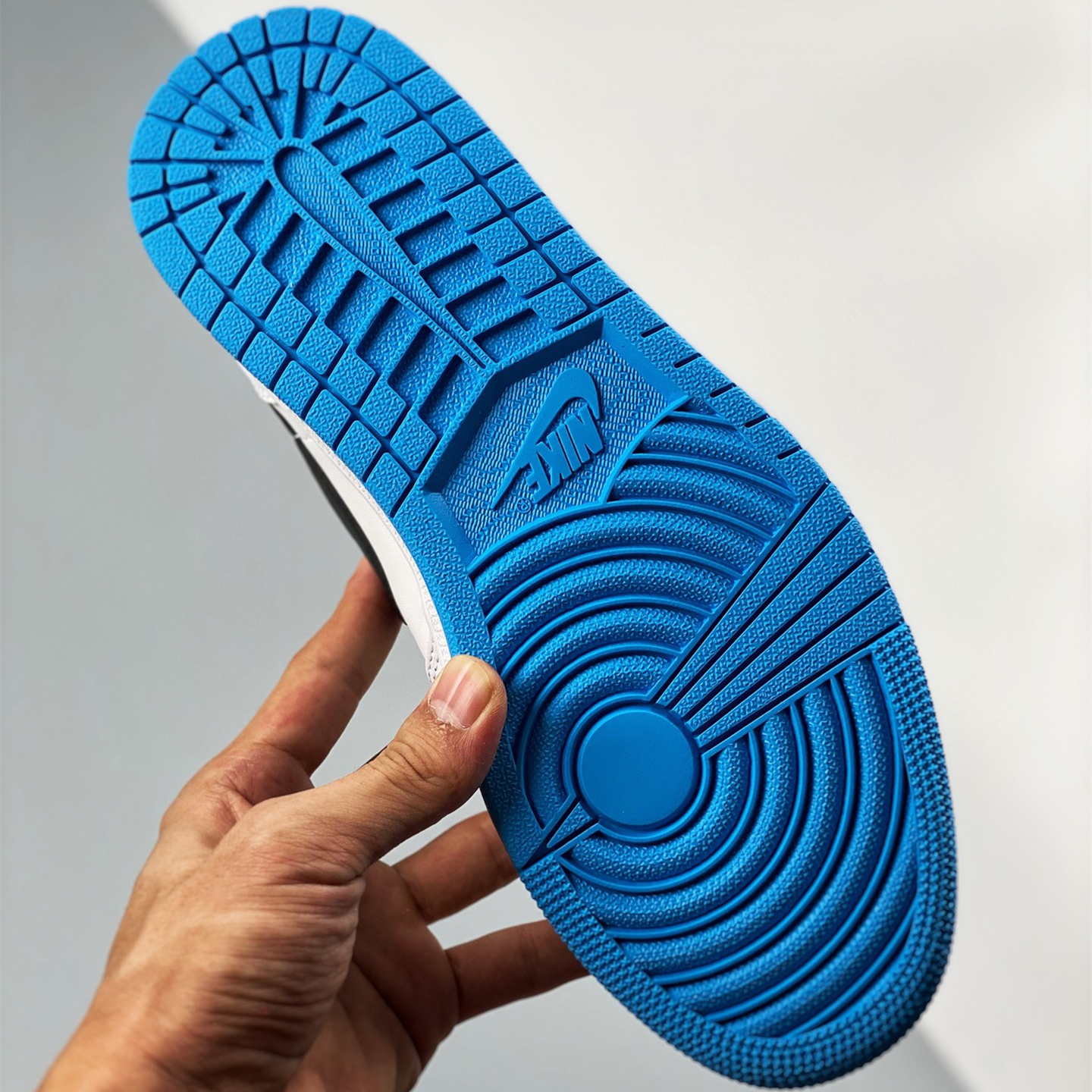 Air Jordan 1 Mid Leisure Board Shoes EU36-EU47.5/ US4-US13