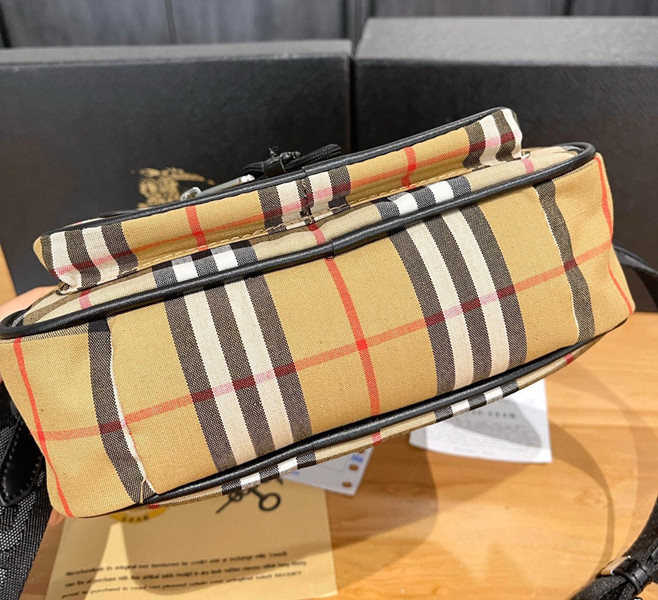 Men's Bags Vintage Check Camera Bags Chest Bags Crossbody Bags