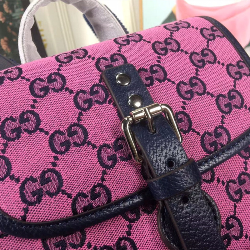 Men's Casual  Backpack  Fashion Shoulder Bag   Size 22.1*25.4*7.9 cm