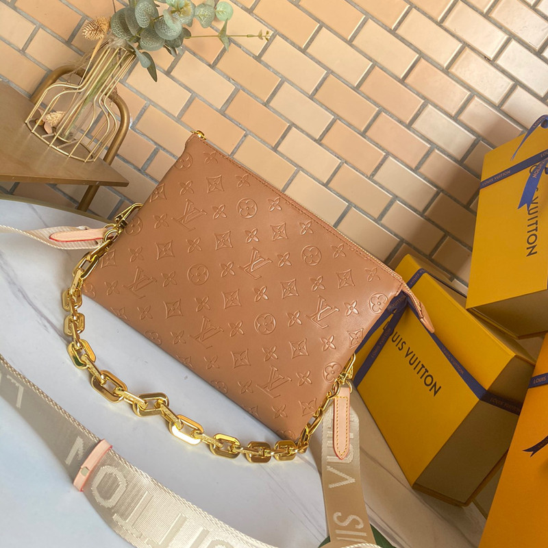 Coussin Small Bag Camel Size 26*20*12cm