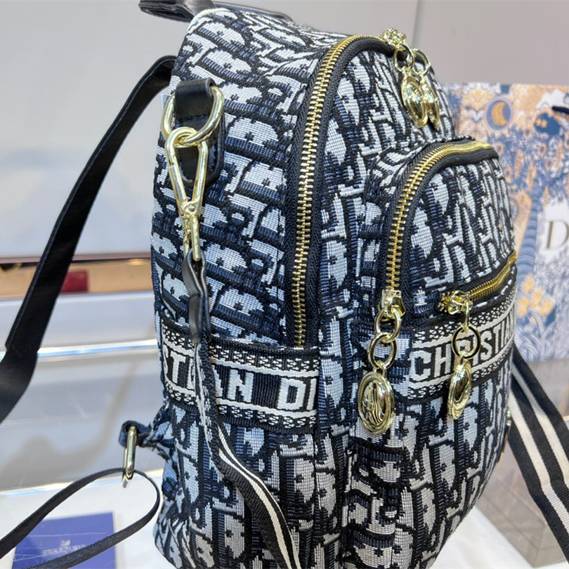 Backpack Size:27*12*30cm