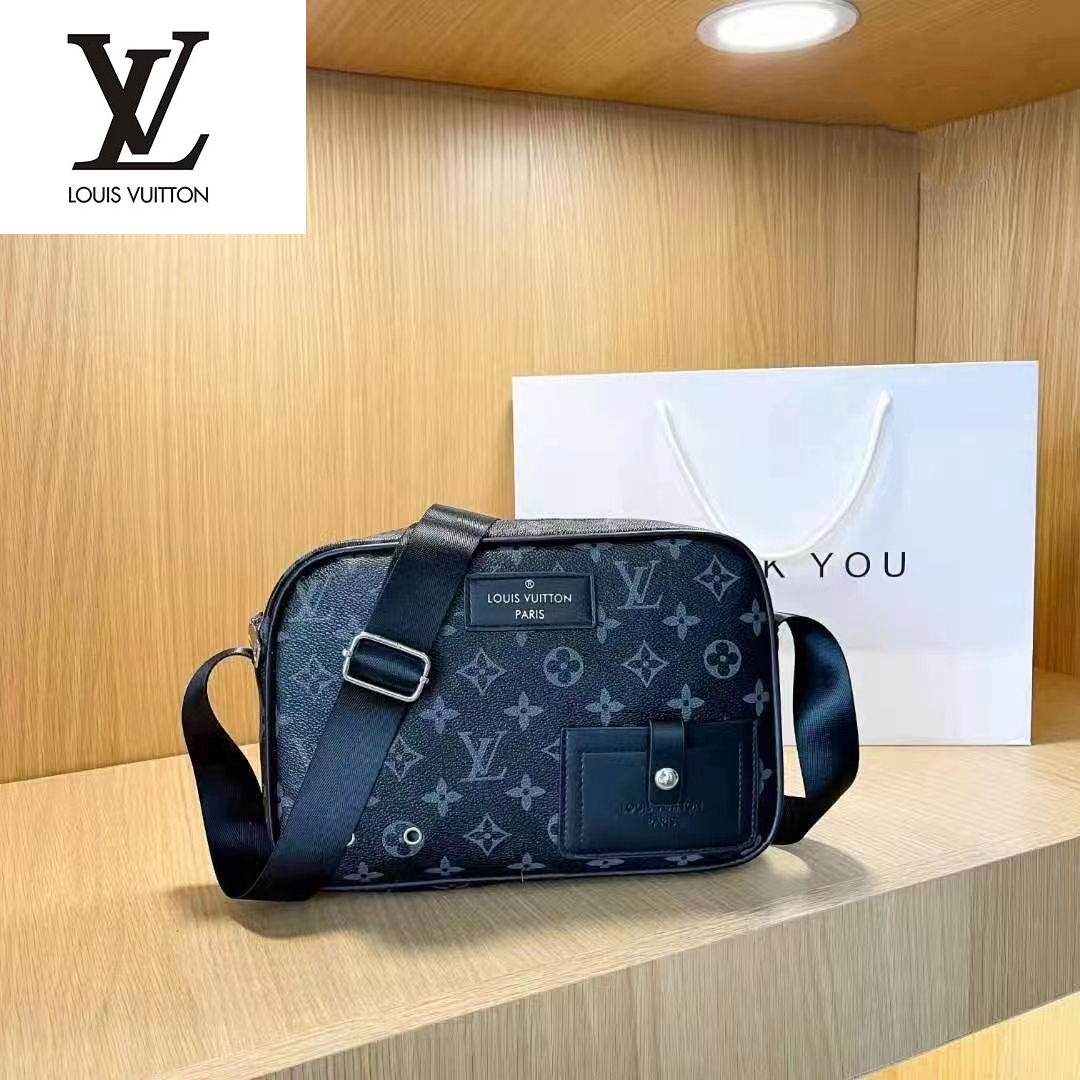 Special offer ：Alpha Men's Crossbody Bag Size:25*17.5*4CM