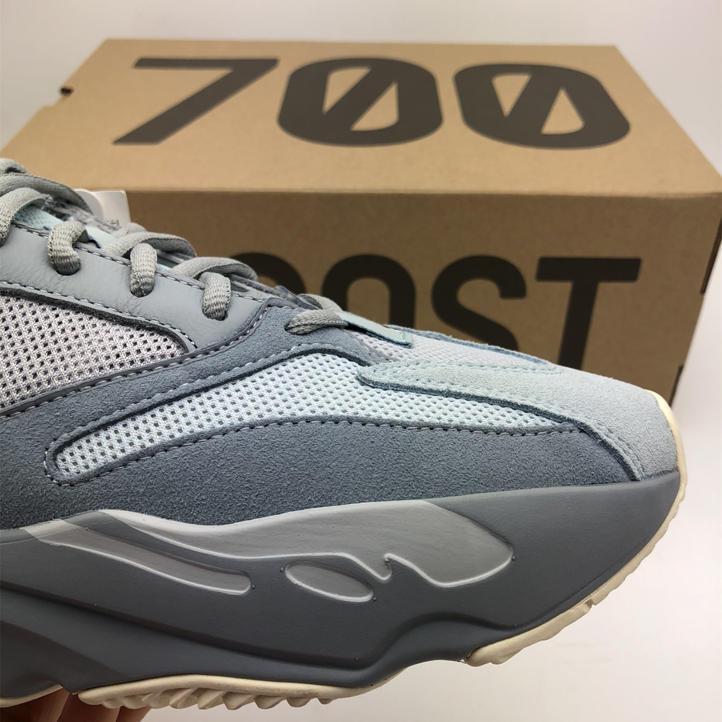 Yeezy Boost 700V1 Reflective Running Shoes 3M EU36-EU47 / US3.5-US12