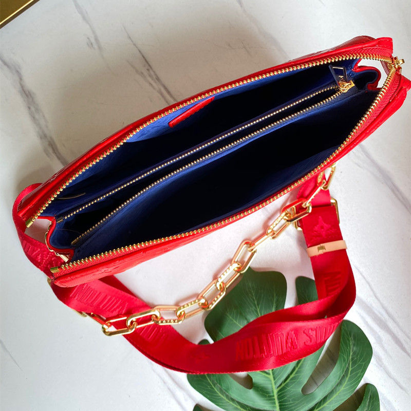 Coussin Small Bag Red Size 26*20*12cm