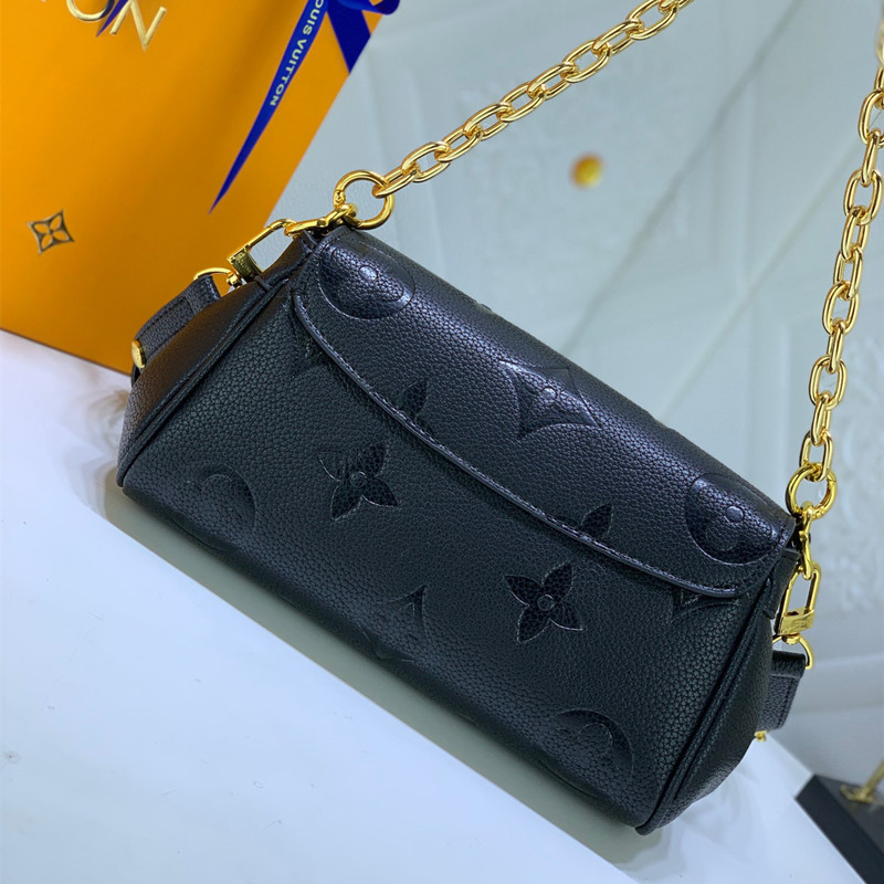 Favorite Handbag Black Size 24*14* 9cm