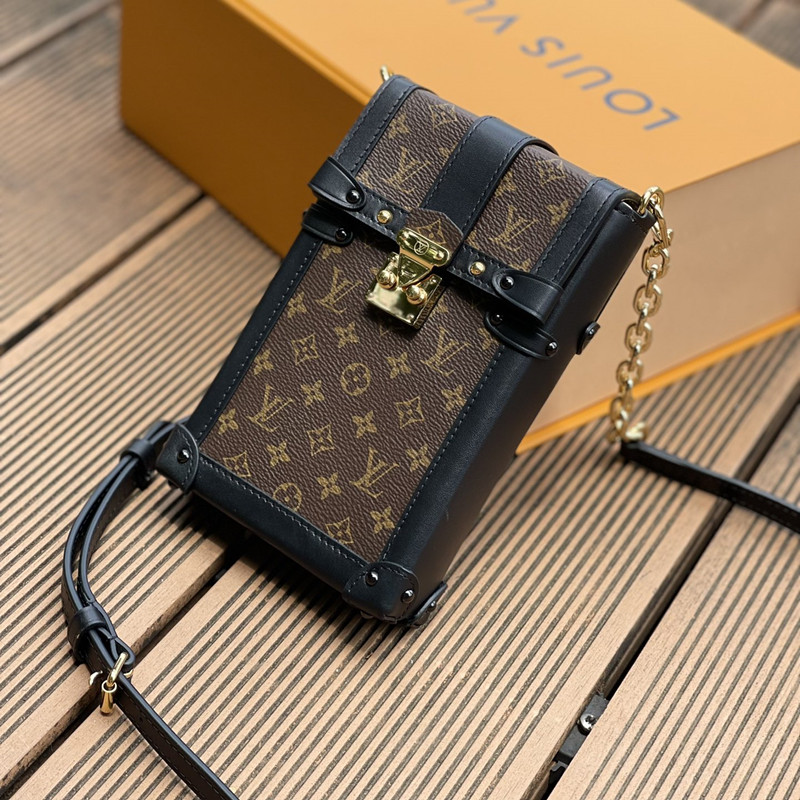 Trunk Vertical Chain Bag Mobile Phone Bag Size11*17.5*3.5cm