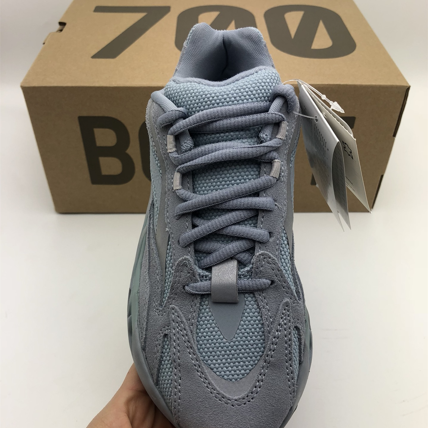 Yeezy Boost 700V2 EU36-EU47 / US3.5-US12