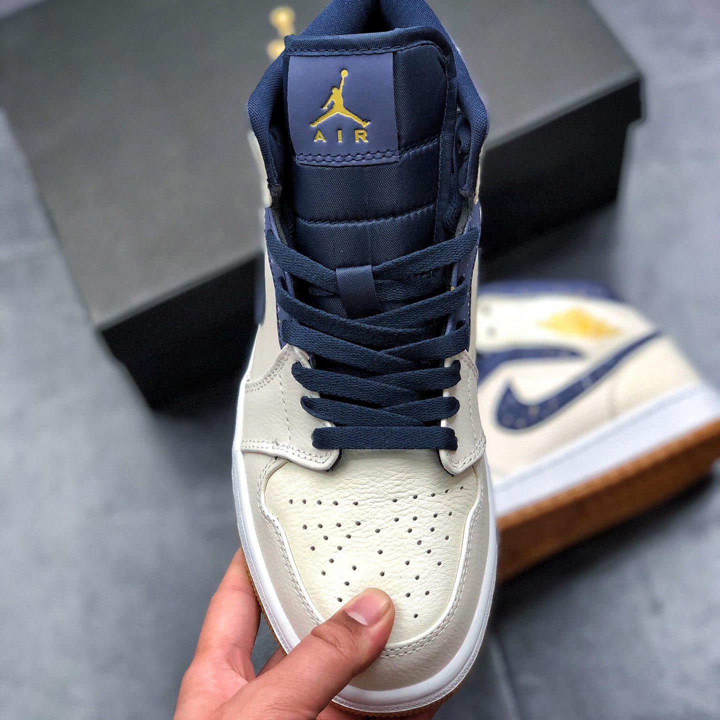 Air Jordan 1 Mid Leisure Board Shoes EU36-EU47.5/ US4-US13