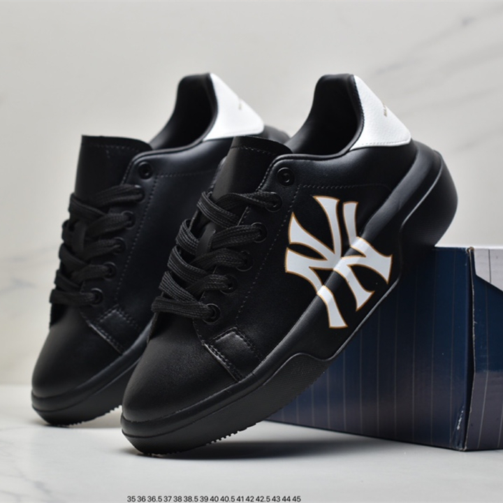 Sports casual board shoes