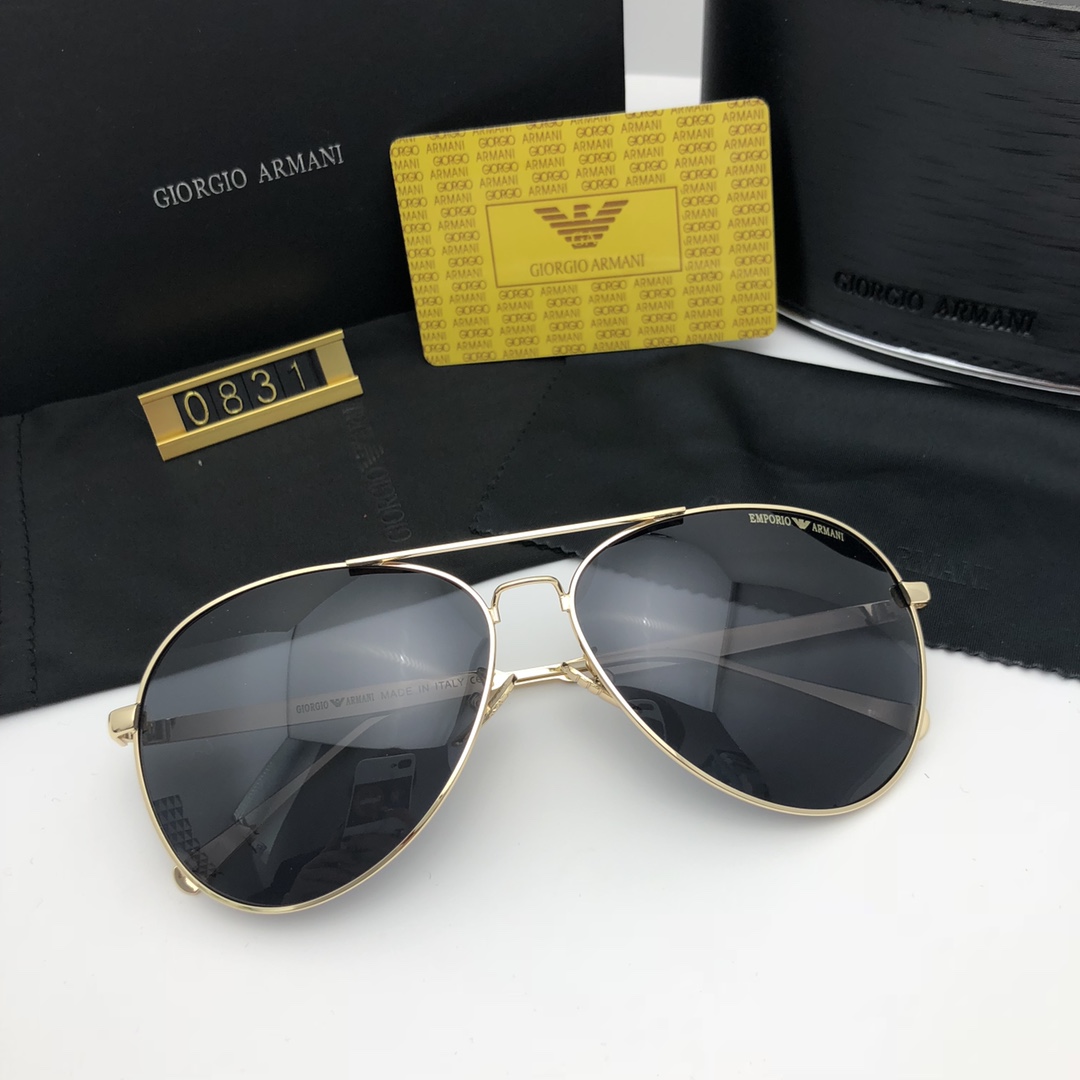 Classic Men's And Women's Sunglasses 5 Colors