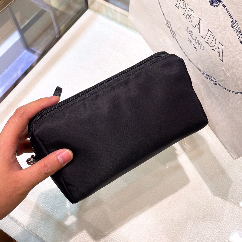 Cosmetic Bag Makeup Bags For Both Men And Women Size 20*11.5*9 cm