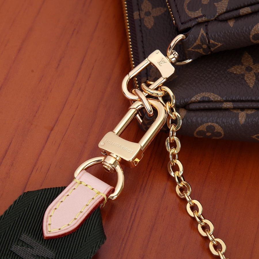 multi pochette accessories