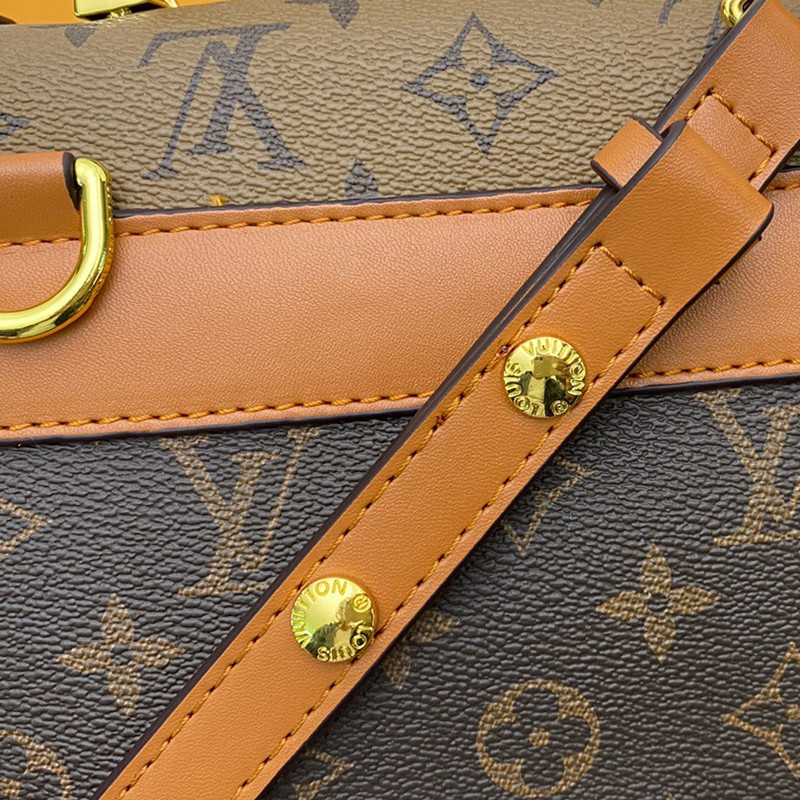 Daphne Shoulder Bag Women's Backpack School Bags Size 22*28*13 cm