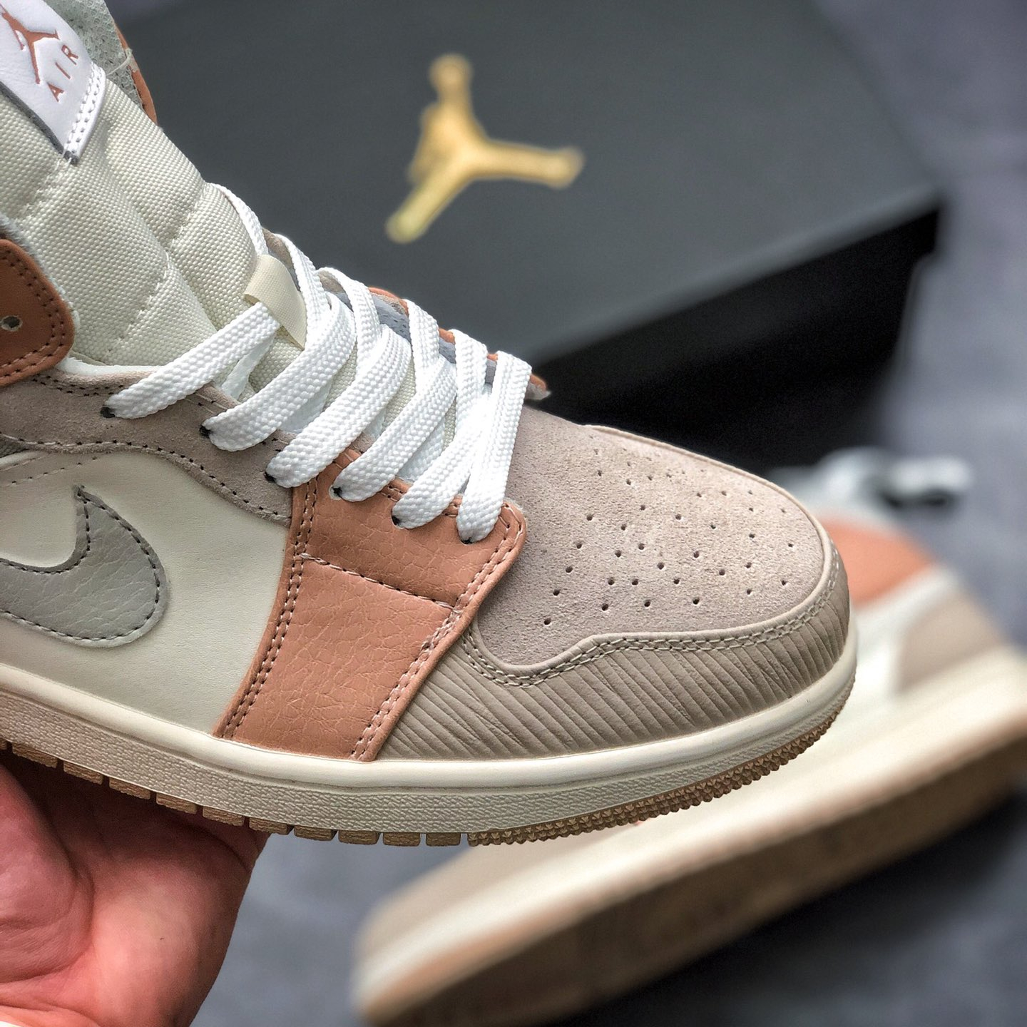 Air Jordan 1 Mid Leisure Board Shoes EU36-EU47.5/ US4-US13