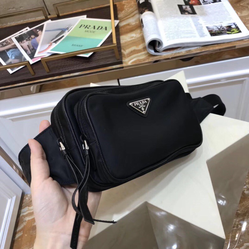 Men's Fanny Pack For Men And Women Bag Size 21*13*5 cm