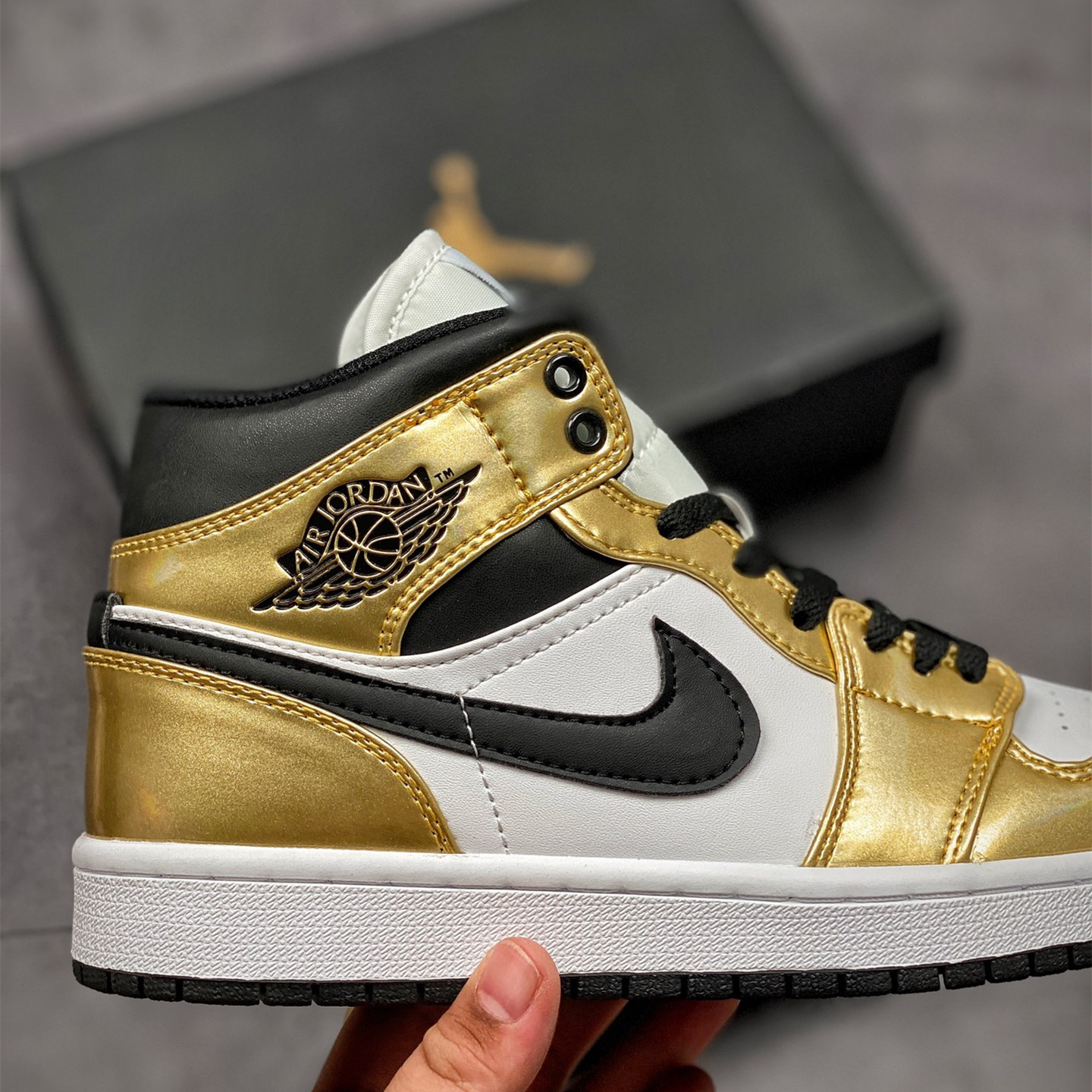 Air Jordan 1 Mid Leisure Board Shoes EU36-EU47.5/ US4-US13