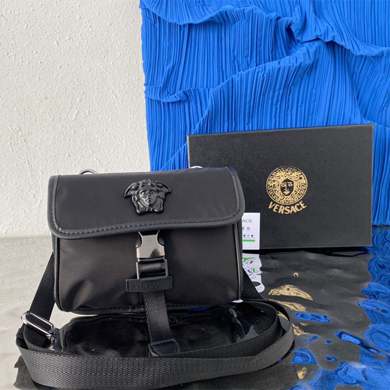 La Medusa Men's Small Messenger Bag Size 22*16 cm