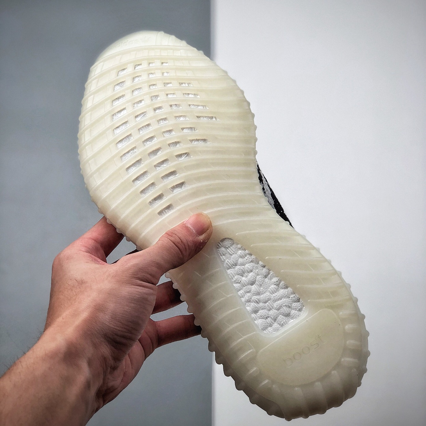 Yeezy Boost 350v2 EU36-EU48 /US4- US13