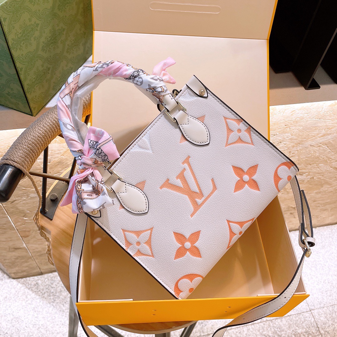 2022 Onthego bag Size:25cm