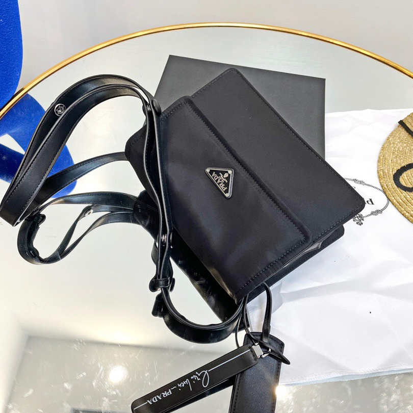 Cini Bag size:23*16cm