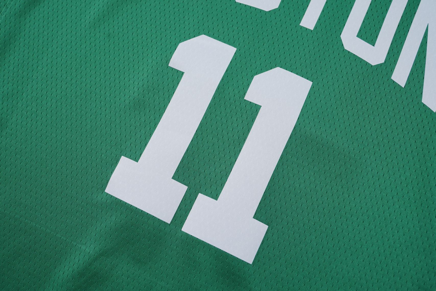 Kyrie Lrving lcon Edition Jersey