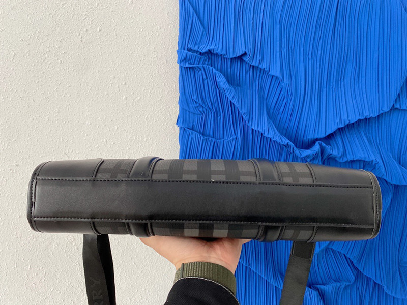 Men's Briefcase Plaid Bag Size 37 * 29cm