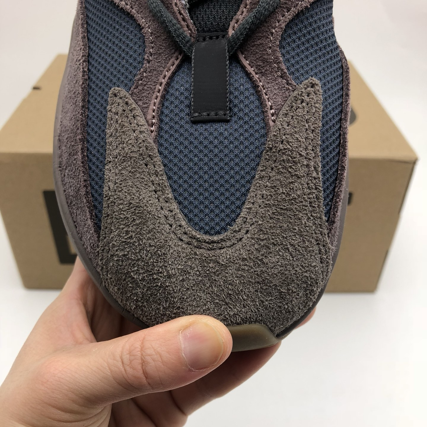 Yeezy Boost 700V1 Reflective Running Shoes 3M EU36-EU47 / US3.5-US12