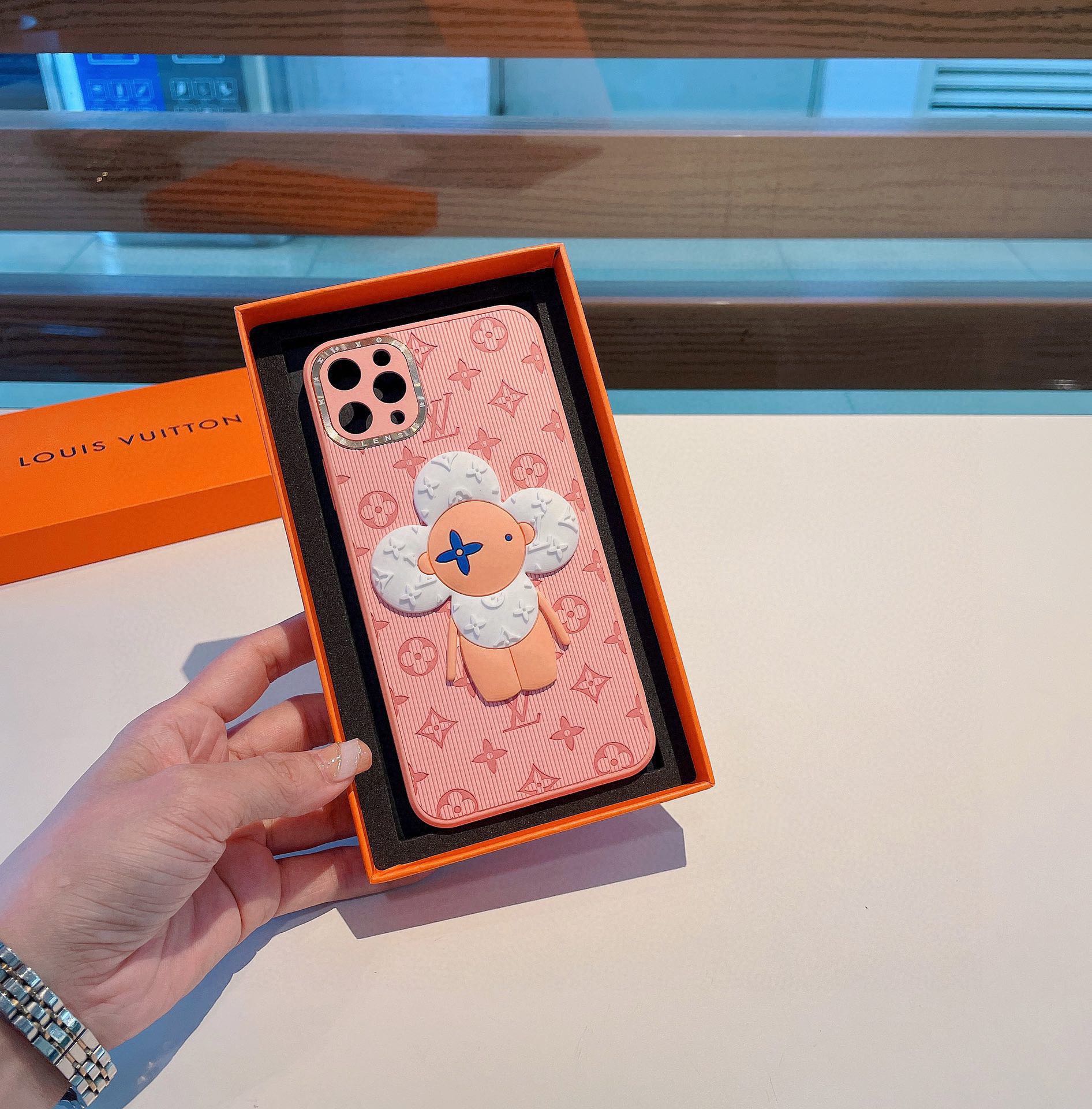 Phone Case ， 2 Colors