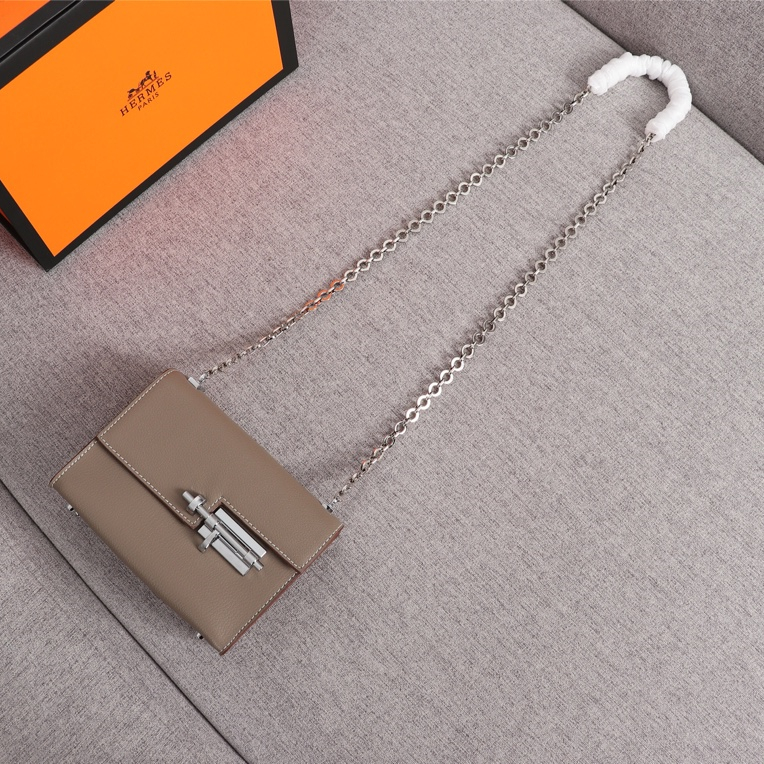 Verrou Bag Size:17*4*14cm ,Top Quality